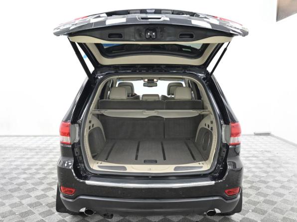 Jeep Grand Cherokee IV (WK2) с пробегом 2013 года, цена 1 339 000 рублей, 131044 км, внедорожник, Автокод Объявления
