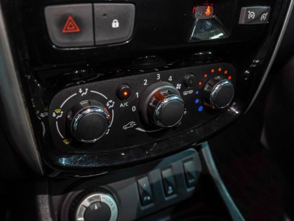 Nissan Terrano III (D10) с пробегом 2018 года, цена 1 349 000 рублей, 111530 км, внедорожник, Автокод Объявления