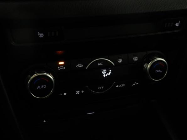 Mazda 3 III (BM) с пробегом 2013 года, цена 1 499 000 рублей, 57000 км, хэтчбек, Автокод Объявления