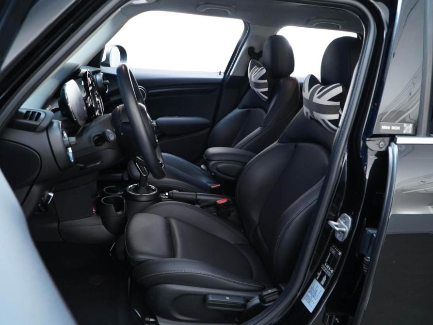Mini Hatch III (F55/F56) Рестайлинг Москва  - изображение 10