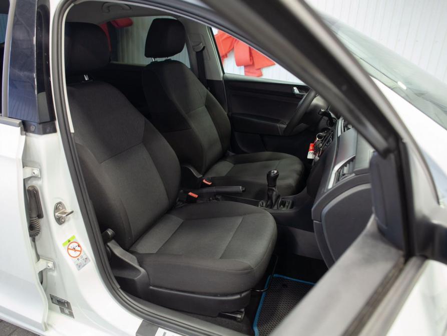 Skoda Rapid I Рестайлинг Иваново  - изображение 28