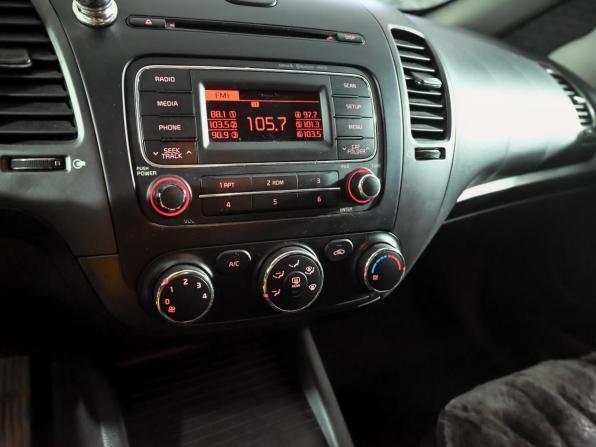 Kia Forte II с пробегом 2015 года, цена 1 080 000 рублей, 145491 км, седан, Автокод Объявления