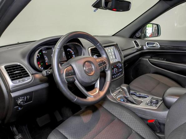 Jeep Grand Cherokee IV (WK2) Рестайлинг с пробегом 2018 года, цена 2 940 000 рублей, 141694 км, внедорожник, Автокод Объявления