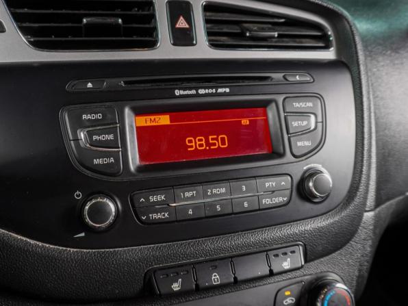 Kia Ceed II с пробегом 2014 года, цена 1 349 000 рублей, 89462 км, универсал, Автокод Объявления