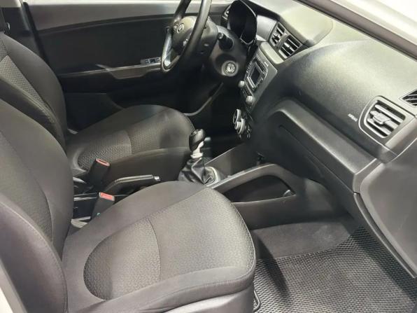 Kia Rio III с пробегом 2014 года, цена 699 000 рублей, 195606 км, хэтчбек, Автокод Объявления