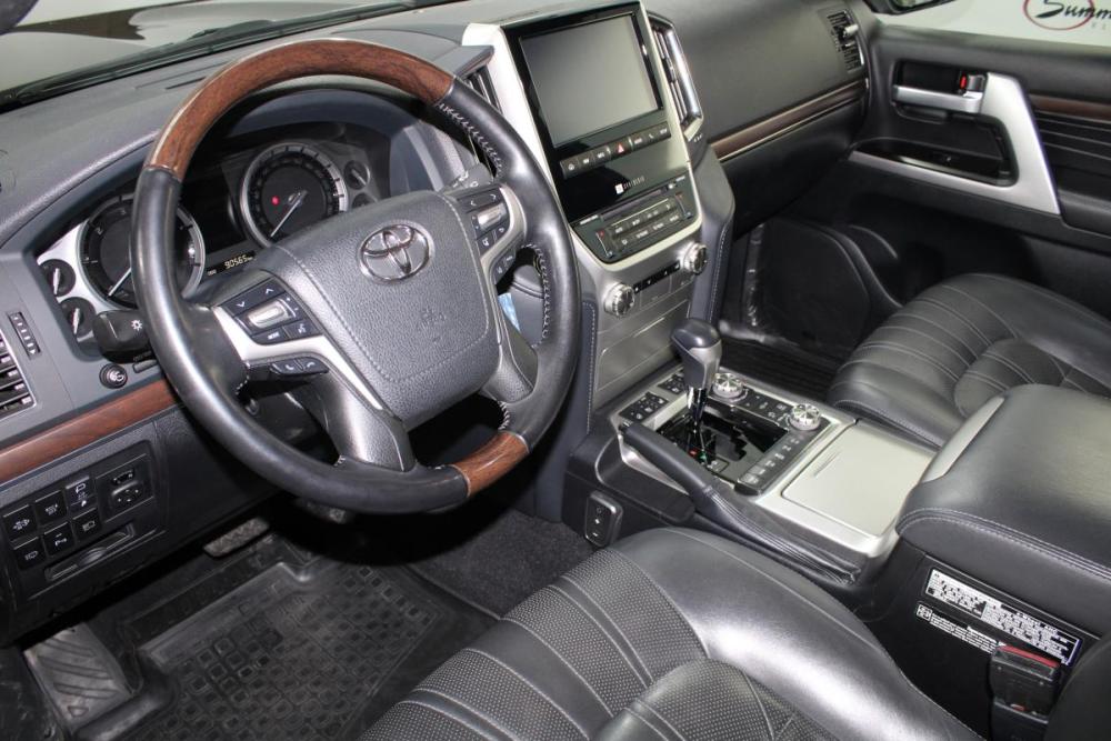 Toyota Land Cruiser 200 Series Рестайлинг 2 Владивосток  - изображение 19