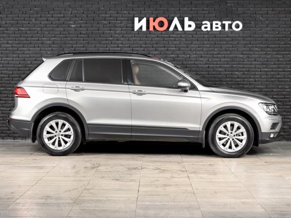 Volkswagen Tiguan II с пробегом 2020 года, цена 2 950 000 рублей, 83740 км, внедорожник, Автокод Объявления