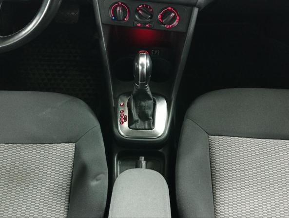 Volkswagen Polo V с пробегом 2010 года, цена 529 000 рублей, 267800 км, хэтчбек, Автокод Объявления