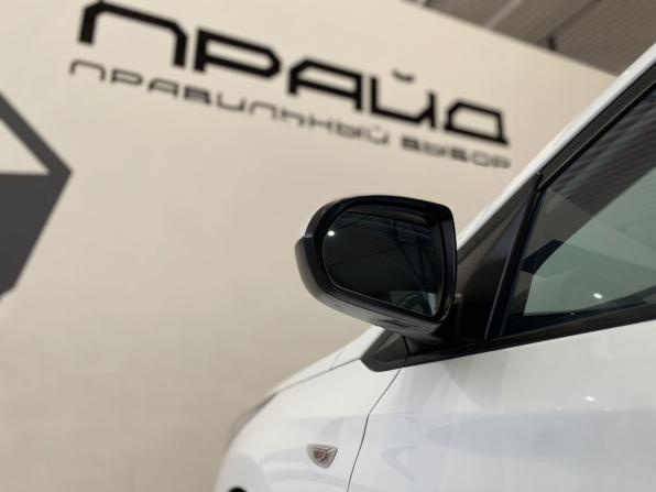 Hyundai Solaris II с пробегом 2017 года, цена 1 349 900 рублей, 120000 км, седан, Автокод Объявления