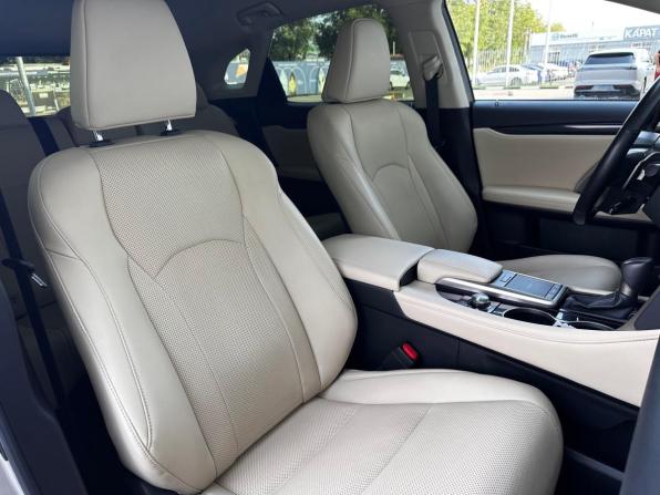 Lexus RX IV Рестайлинг с пробегом 2021 года, цена 5 190 000 рублей, 53281 км, внедорожник, Автокод Объявления