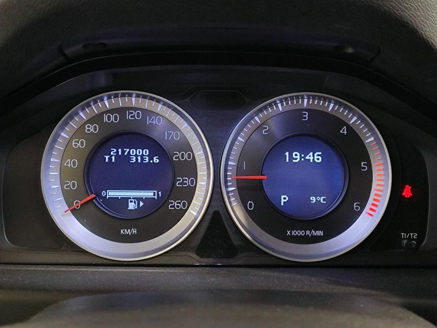 Volvo XC70 II Москва  - изображение 11