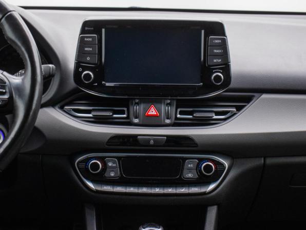 Hyundai i30 III Рестайлинг 2 с пробегом 2022 года, цена 1 870 000 рублей, 69716 км, универсал, Автокод Объявления