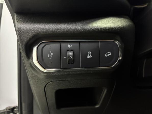 Haval Jolion I с пробегом 2022 года, цена 1 650 000 рублей, 91000 км, внедорожник, Автокод Объявления