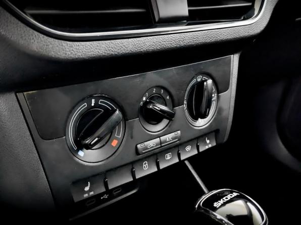Skoda Rapid II с пробегом 2021 года, цена 1 269 000 рублей, 176346 км, лифтбек, Автокод Объявления