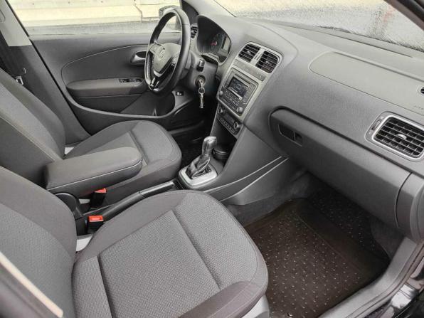Volkswagen Polo V Рестайлинг с пробегом 2015 года, цена 915 000 рублей, 177115 км, седан, Автокод Объявления
