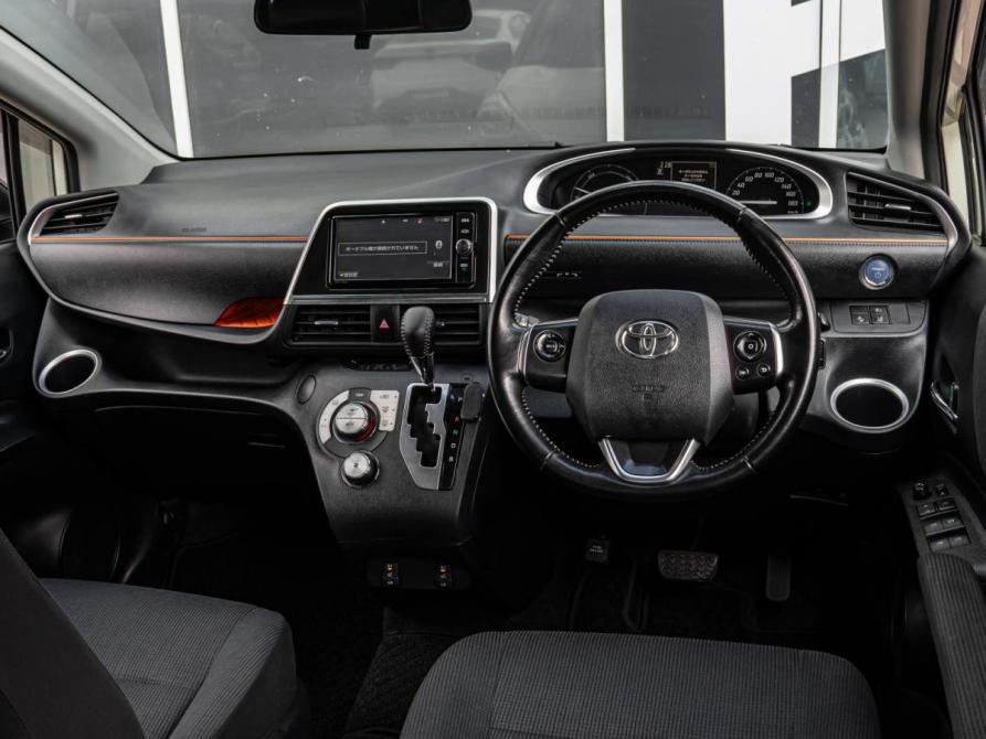Toyota Sienta II Краснодар  - изображение 6