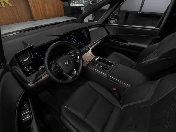 Lexus LM II с пробегом 2025 года, цена 13 895 000 рублей, 12905 км, минивэн, Автокод Объявления