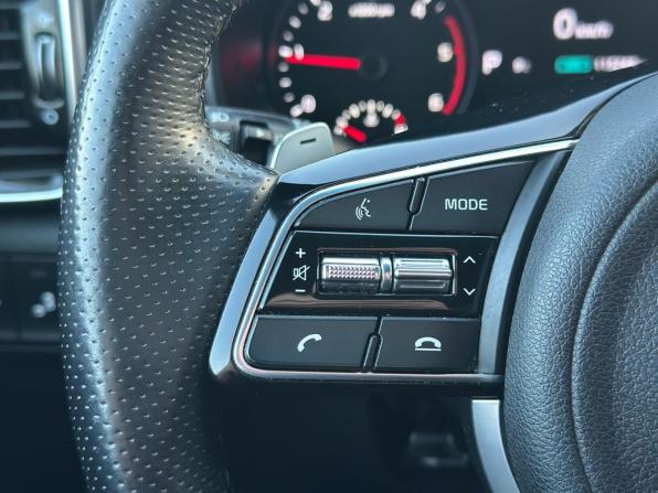 Kia Sportage IV Рестайлинг с пробегом 2020 года, цена 2 590 000 рублей, 117500 км, внедорожник, Автокод Объявления
