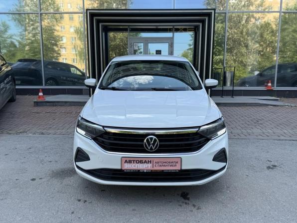 Volkswagen Polo VI с пробегом 2021 года, цена 1 599 000 рублей, 49170 км, лифтбек, Автокод Объявления