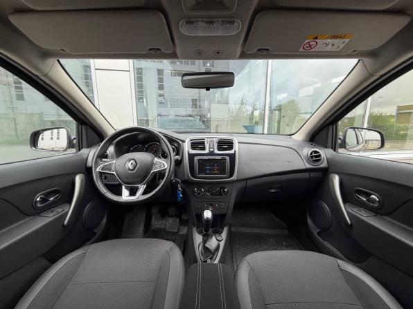 Renault Sandero II Рестайлинг с пробегом 2021 года, цена 1 395 000 рублей, 50146 км, хэтчбек, Автокод Объявления