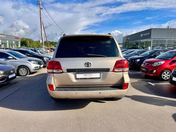 Toyota Land Cruiser 200 Series с пробегом 2009 года, цена 2 182 800 рублей, 320999 км, внедорожник, Автокод Объявления