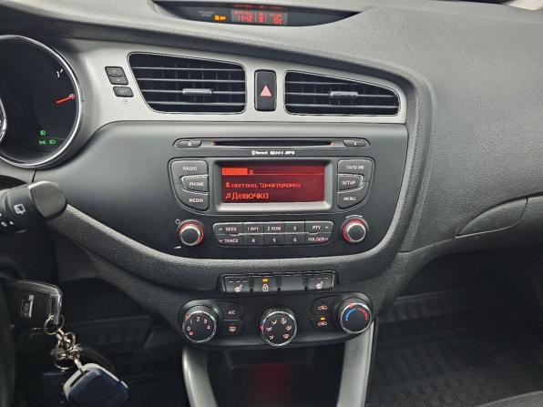 Kia Ceed II с пробегом 2015 года, цена 1 025 000 рублей, 160724 км, универсал, Автокод Объявления