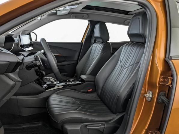 Peugeot 2008 II с пробегом 2021 года, цена 2 025 000 рублей, 13039 км, внедорожник, Автокод Объявления