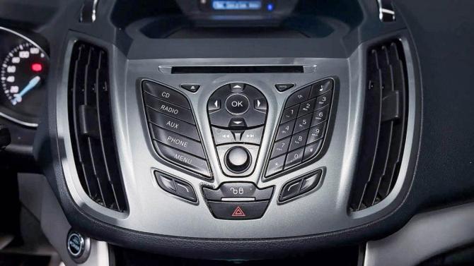 Ford C-MAX II с пробегом 2011 года, цена 700 000 рублей, 111324 км, минивэн, Автокод Объявления