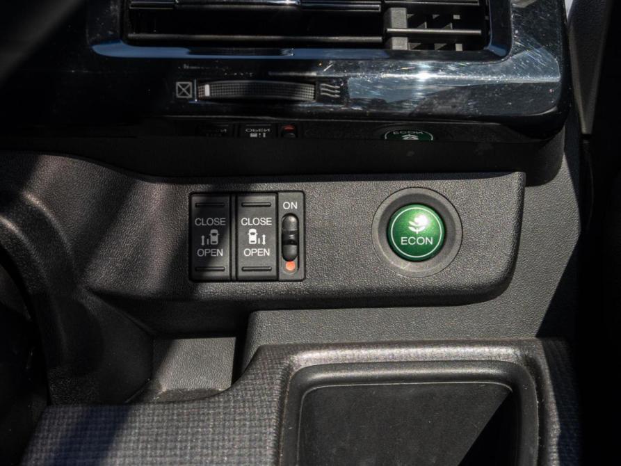 Honda Stepwgn V Краснодар  - изображение 24