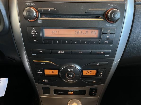 Toyota Corolla X (E140 E150) Рестайлинг с пробегом 2011 года, цена 954 000 рублей, 283569 км, седан, Автокод Объявления