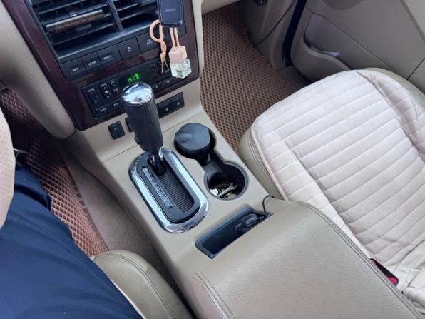 Ford Explorer IV с пробегом 2008 года, цена 1 089 000 рублей, 266886 км, внедорожник, Автокод Объявления