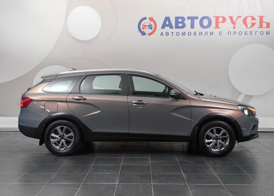 Lada (ВАЗ) Vesta I Москва  - изображение 5