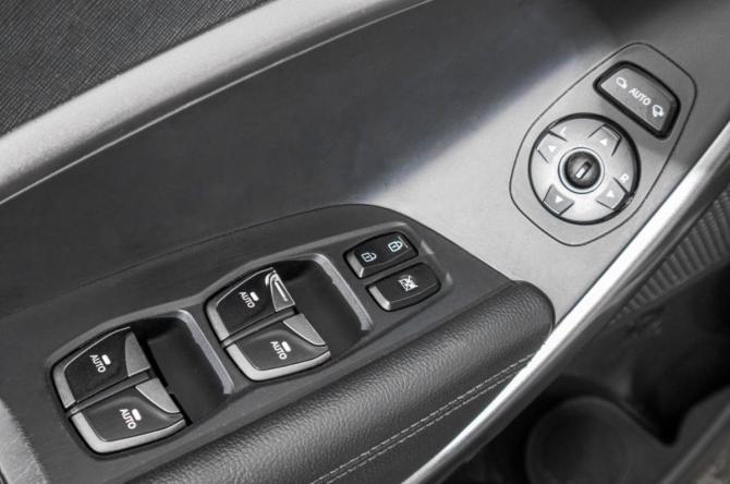 Hyundai Santa Fe III с пробегом 2013 года, цена 1 999 000 рублей, 127000 км, внедорожник, Автокод Объявления