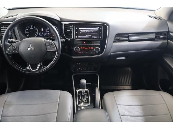 Mitsubishi Outlander III Рестайлинг 3 с пробегом 2019 года, цена 1 985 000 рублей, 121563 км, внедорожник, Автокод Объявления