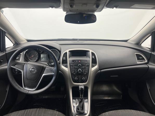Opel Astra J с пробегом 2012 года, цена 705 000 рублей, 229576 км, хэтчбек, Автокод Объявления
