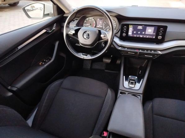 Skoda Octavia IV (A8) с пробегом 2021 года, цена 1 659 000 рублей, 210191 км, лифтбек, Автокод Объявления