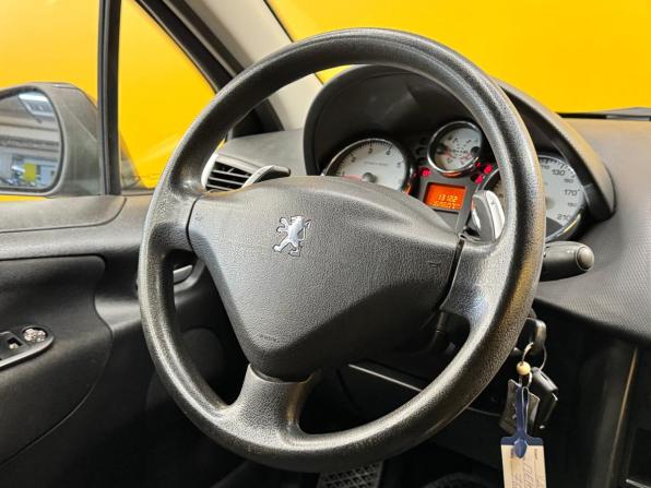 Peugeot 207 I с пробегом 2009 года, цена 349 000 рублей, 169607 км, хэтчбек, Автокод Объявления
