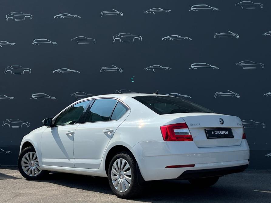 Skoda Octavia III (A7) Рестайлинг Санкт-Петербург  - изображение 4