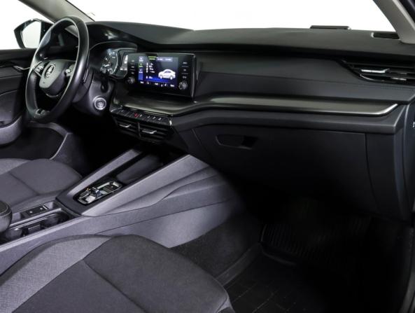 Skoda Octavia IV (A8) с пробегом 2021 года, цена 1 890 000 рублей, 158000 км, лифтбек, Автокод Объявления