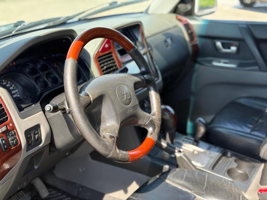 Mitsubishi Pajero III Рестайлинг Томск  - изображение 10