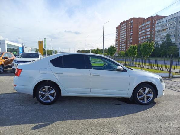 Skoda Octavia III (A7) с пробегом 2015 года, цена 1 166 000 рублей, 172095 км, лифтбек, Автокод Объявления