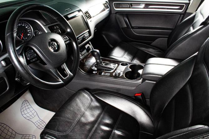Volkswagen Touareg II с пробегом 2011 года, цена 1 799 000 рублей, 228700 км, внедорожник, Автокод Объявления