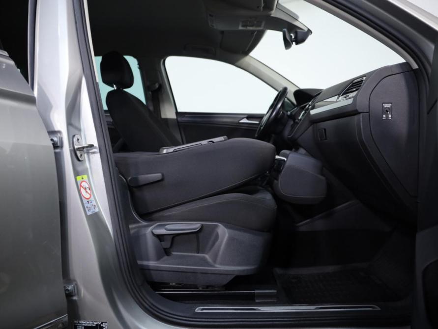 Volkswagen Tiguan II Санкт-Петербург  - изображение 25
