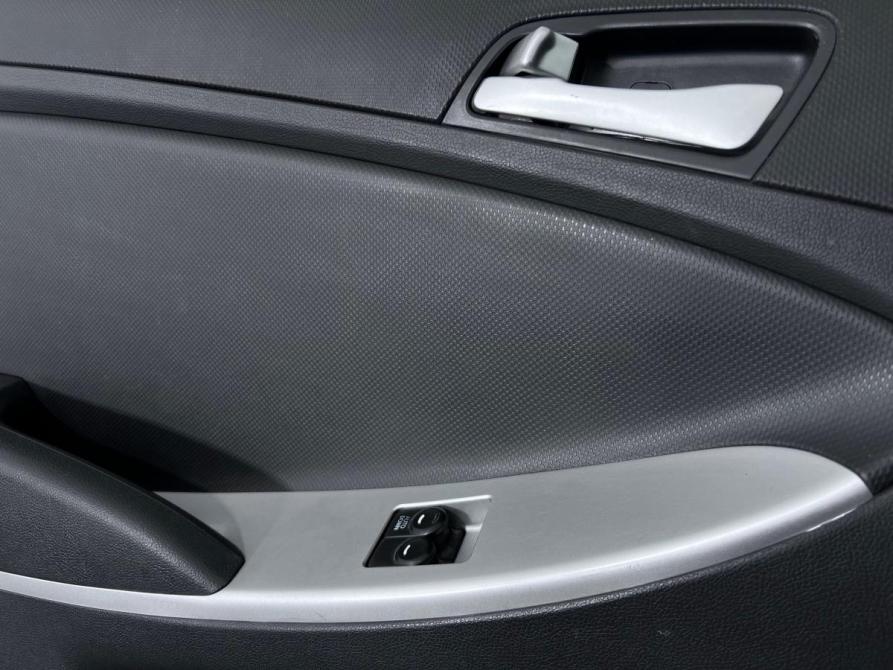 Hyundai Solaris I Ростов-на-Дону  - изображение 13