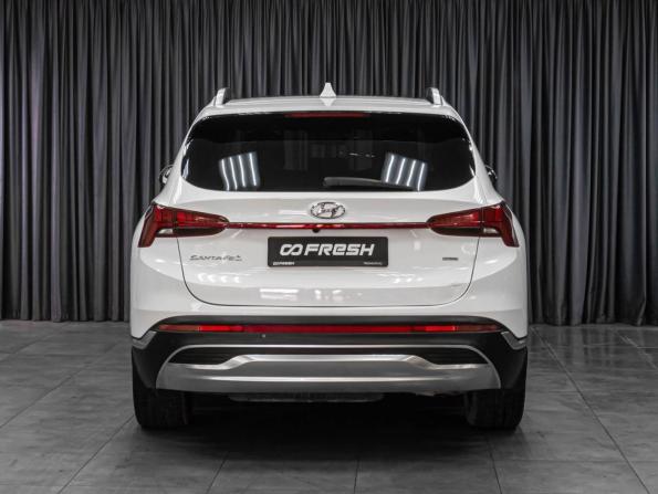 Hyundai Santa Fe IV Рестайлинг с пробегом 2023 года, цена 4 235 000 рублей, 64804 км, внедорожник, Автокод Объявления