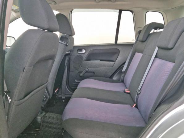 Ford Fusion I Рестайлинг с пробегом 2012 года, цена 599 000 рублей, 84077 км, хэтчбек, Автокод Объявления