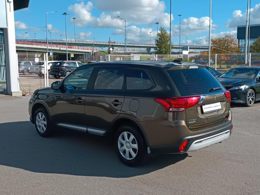 Mitsubishi Outlander III Рестайлинг 3 Санкт-Петербург  - изображение 7