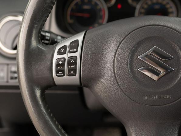 Suzuki SX4 I (Classic) Рестайлинг с пробегом 2010 года, цена 870 000 рублей, 141311 км, хэтчбек, Автокод Объявления