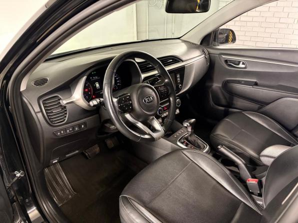 Kia Rio IV Рестайлинг с пробегом 2021 года, цена 1 470 000 рублей, 170402 км, хэтчбек, Автокод Объявления