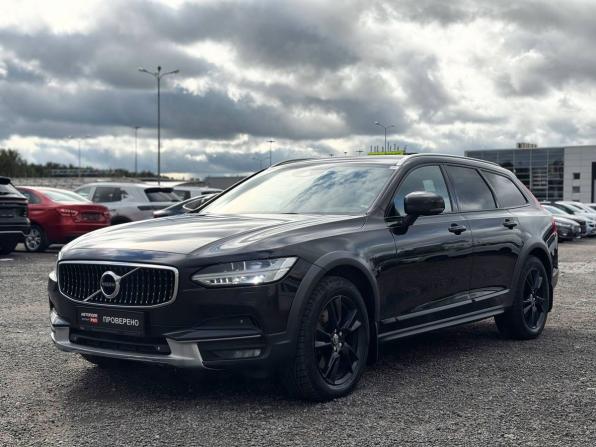 Volvo V90 Cross Country I с пробегом 2017 года, цена 2 295 000 рублей, 283000 км, универсал, Автокод Объявления